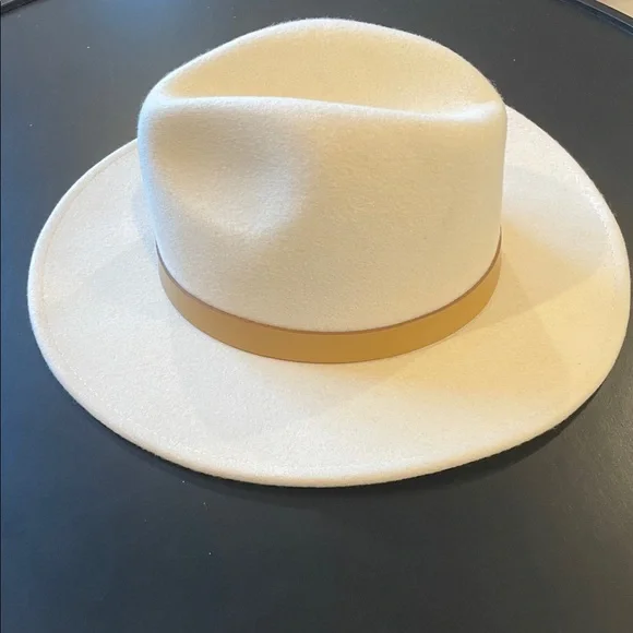 Lack of Color The Fader hat. White/ivory tan - Picture 13 of 14